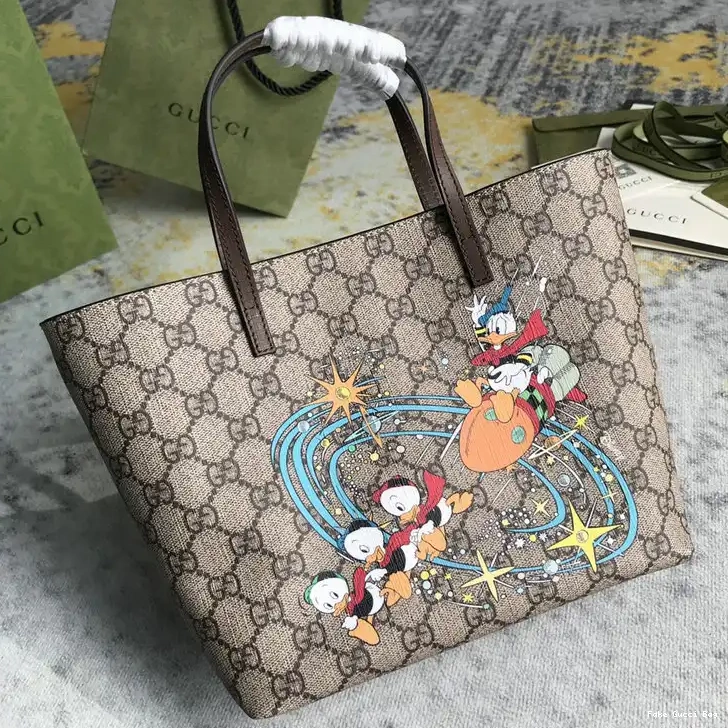 REP 2104DJ0021 Gucci Bags 0422